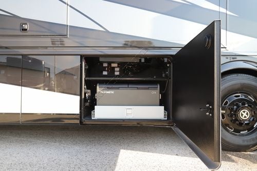 2026 Newmar Essex 4595