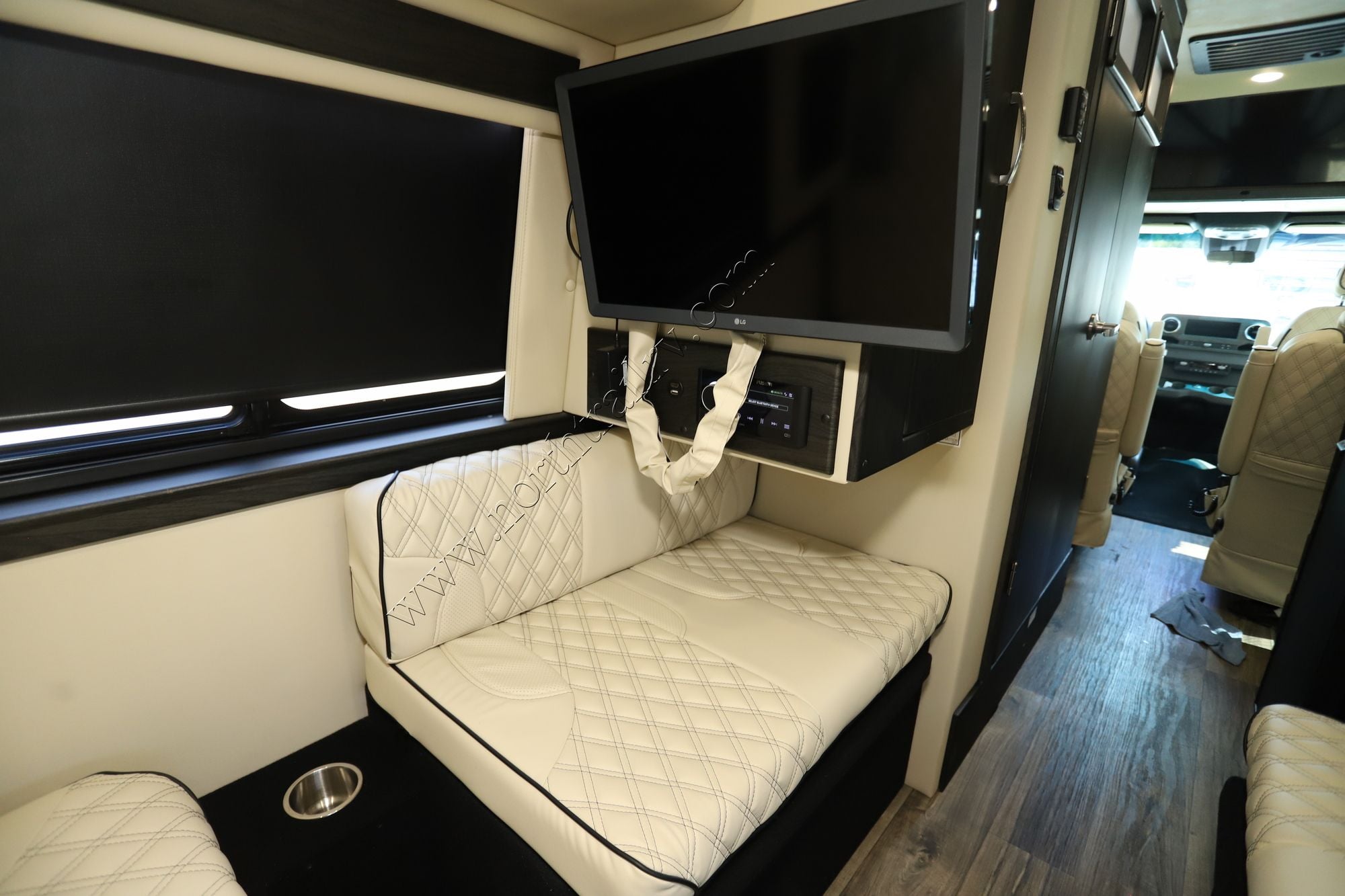 Used 2023 Midwest Patriot MD4 170EXT Class B  For Sale