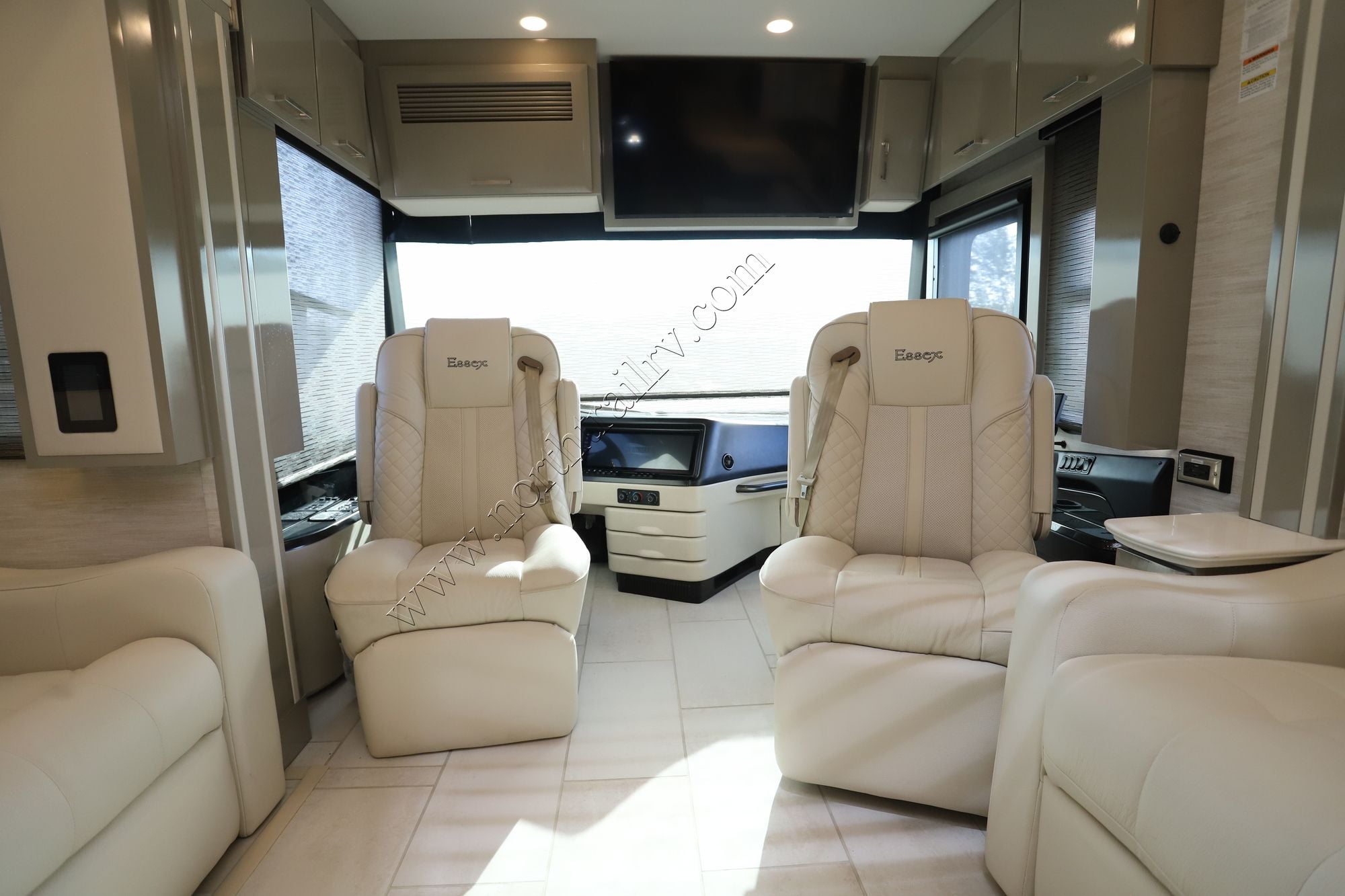 New 2026 Newmar Essex 4595 Class A  For Sale