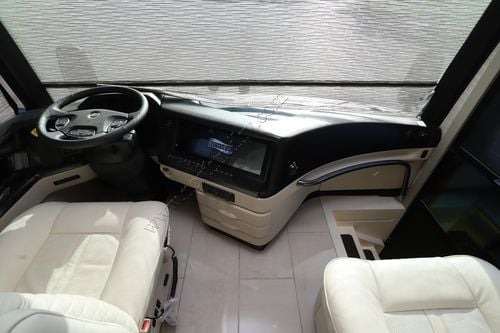 2026 Newmar Essex 4595