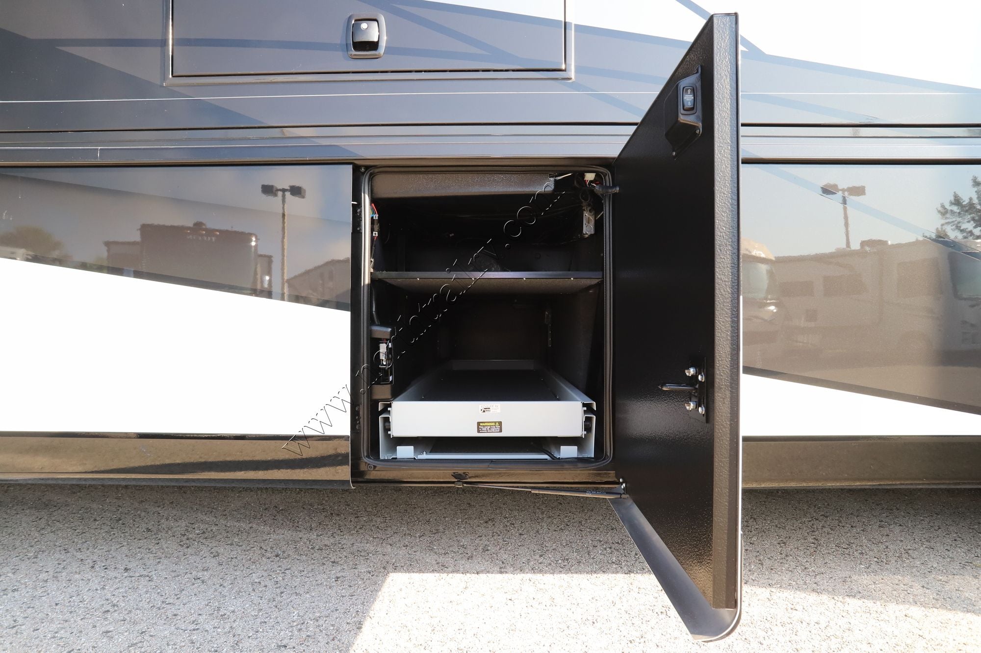 New 2026 Newmar Essex 4595 Class A  For Sale