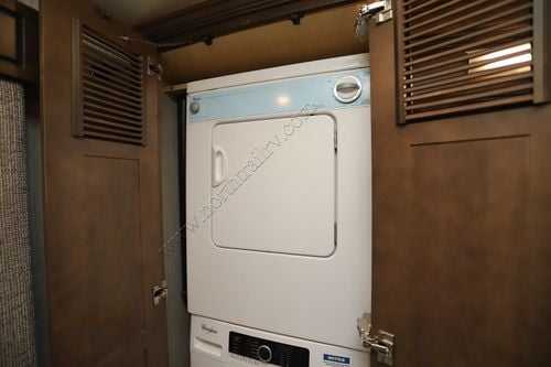 2019 Newmar Dutch Star 4018