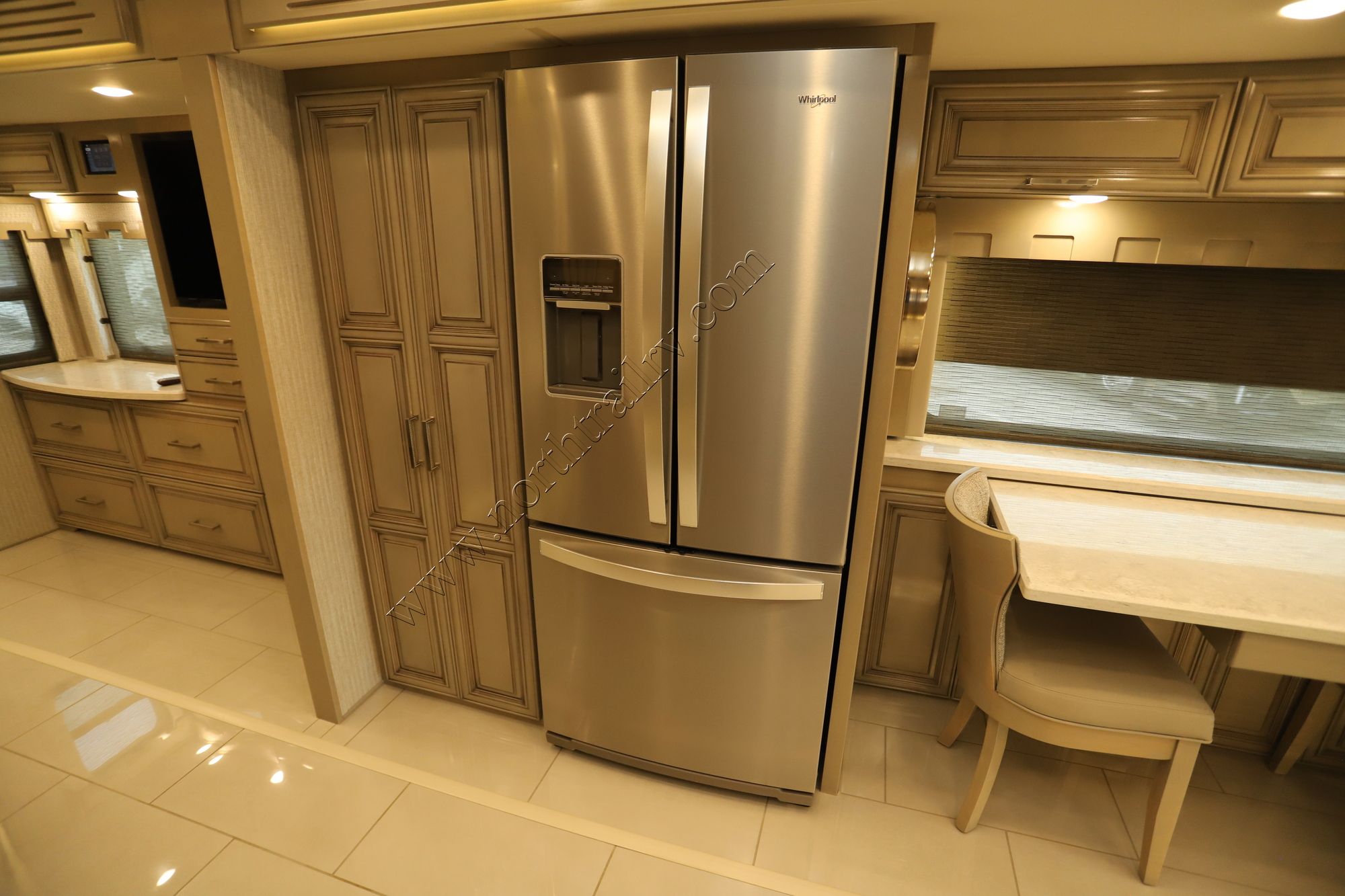 Used 2023 Newmar London Aire 4551 Class A  For Sale