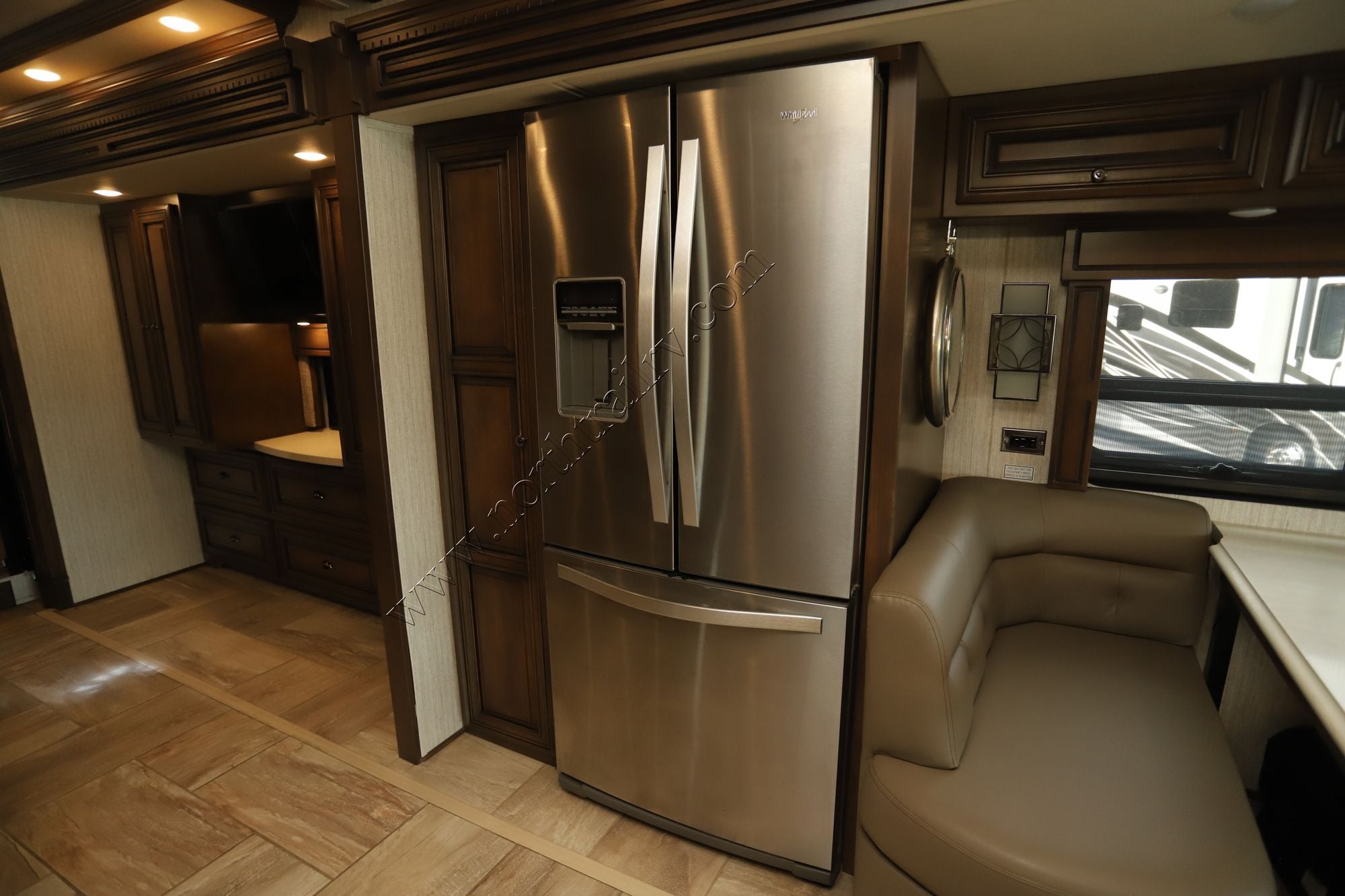 Used 2019 Newmar Dutch Star 4018 Class A  For Sale