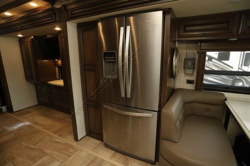 2019 Newmar Dutch Star 4018