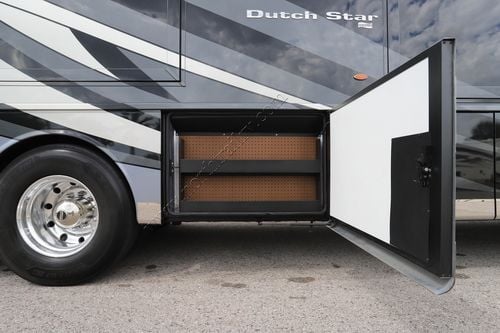 2019 Newmar Dutch Star 4018