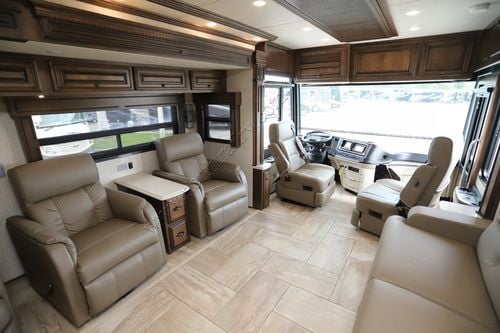 2019 Newmar Dutch Star 4018