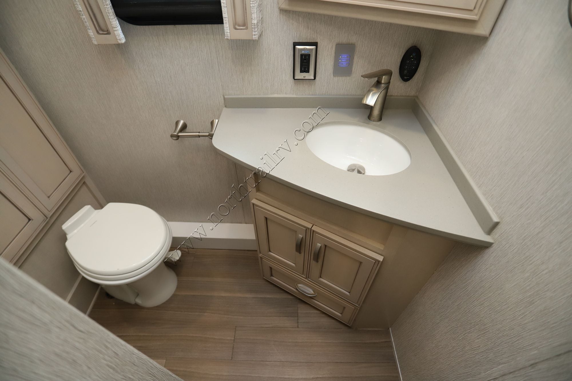 Used 2021 Newmar Canyon Star 3710 Class A  For Sale