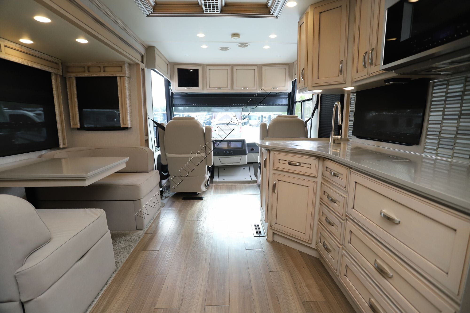 Used 2021 Newmar Canyon Star 3710 Class A  For Sale
