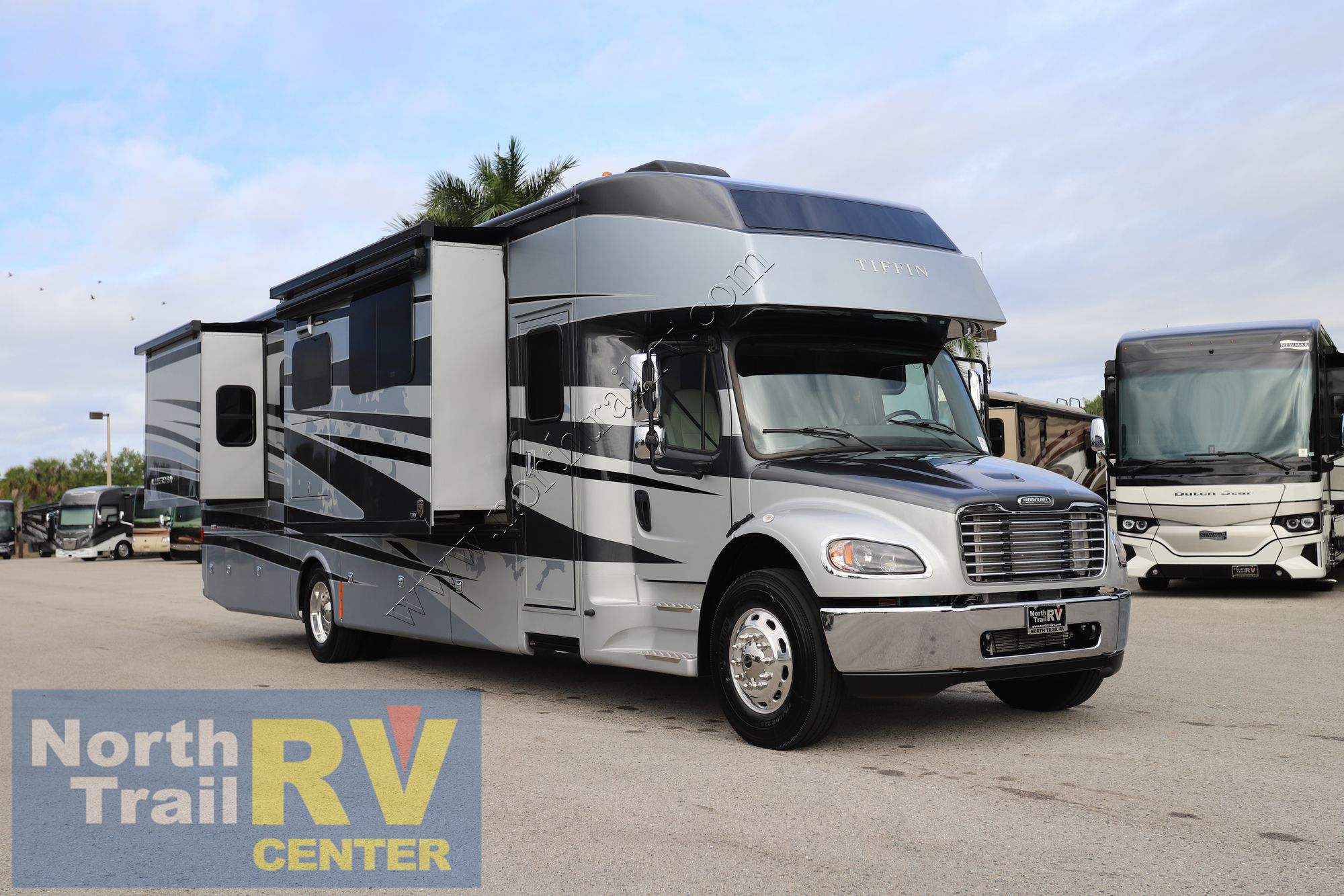 Used 2023 Tiffin Motor Homes Allegro Bay 38AB Super C  For Sale