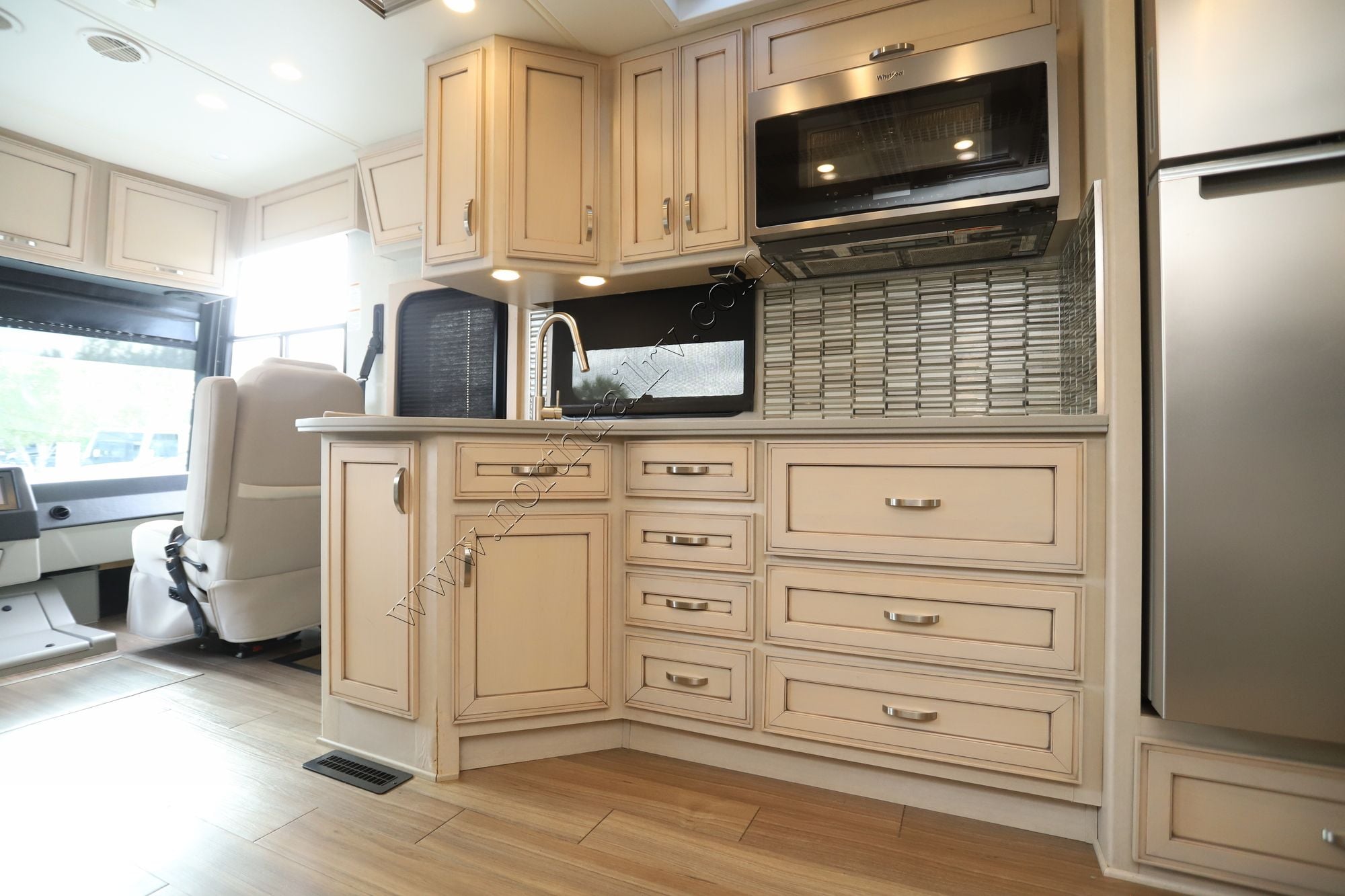 Used 2021 Newmar Canyon Star 3710 Class A  For Sale