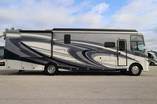 2021 Newmar Canyon Star 3710