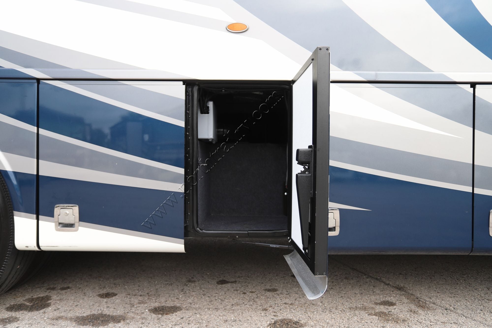 Used 2021 Newmar Canyon Star 3710 Class A  For Sale