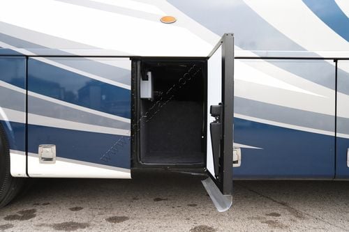 2021 Newmar Canyon Star 3710