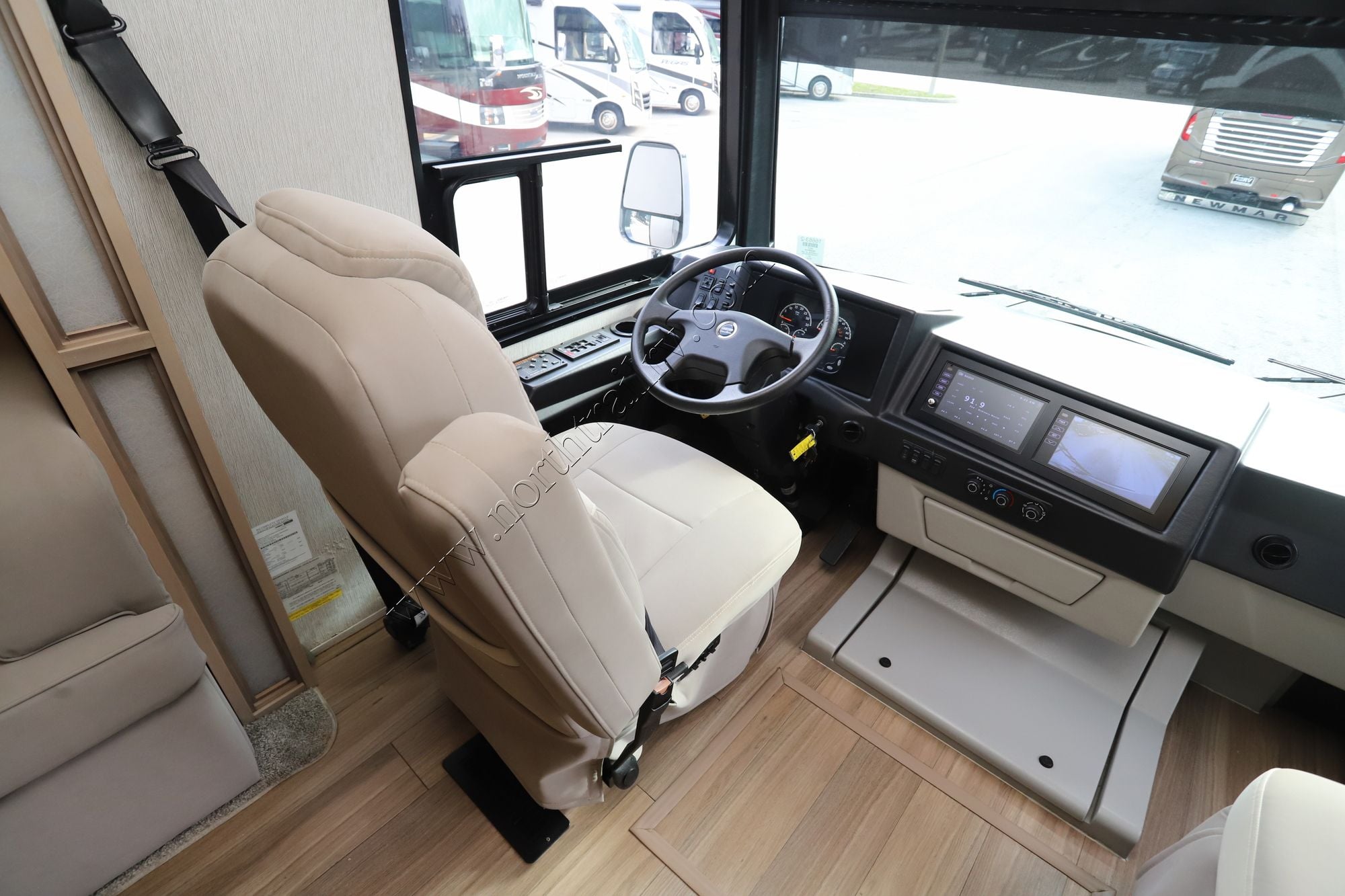 Used 2021 Newmar Canyon Star 3710 Class A  For Sale