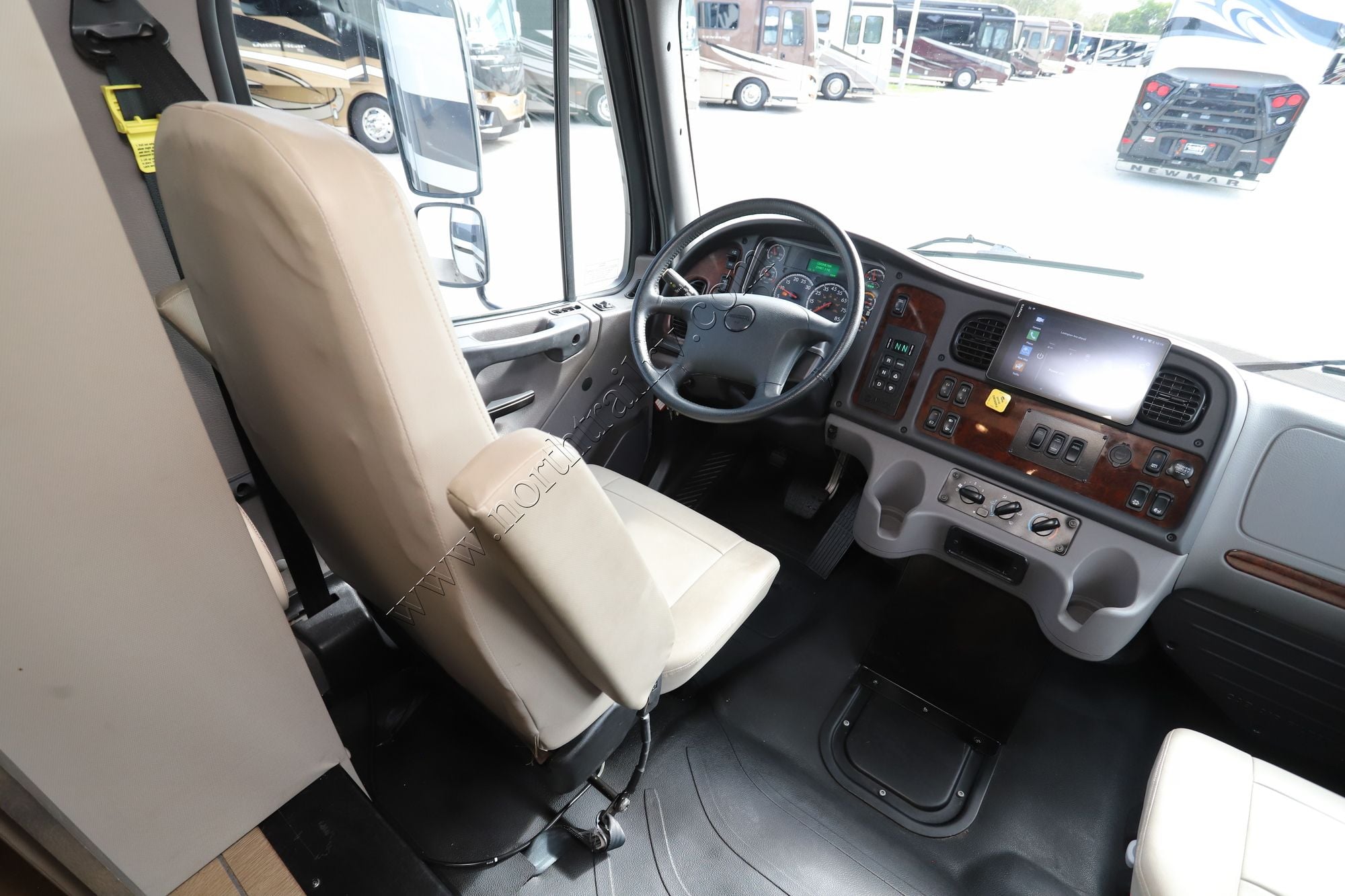 Used 2023 Tiffin Motor Homes Allegro Bay 38AB Super C  For Sale