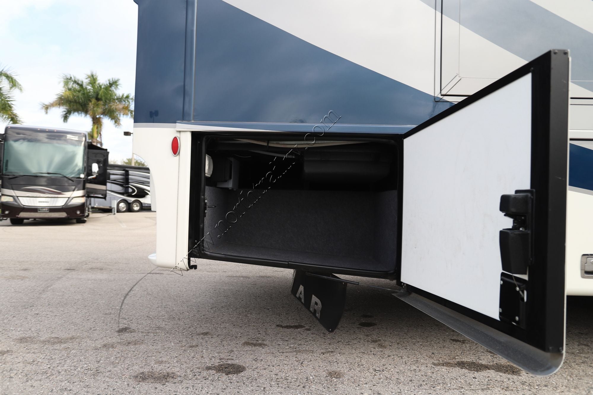 Used 2021 Newmar Canyon Star 3710 Class A  For Sale