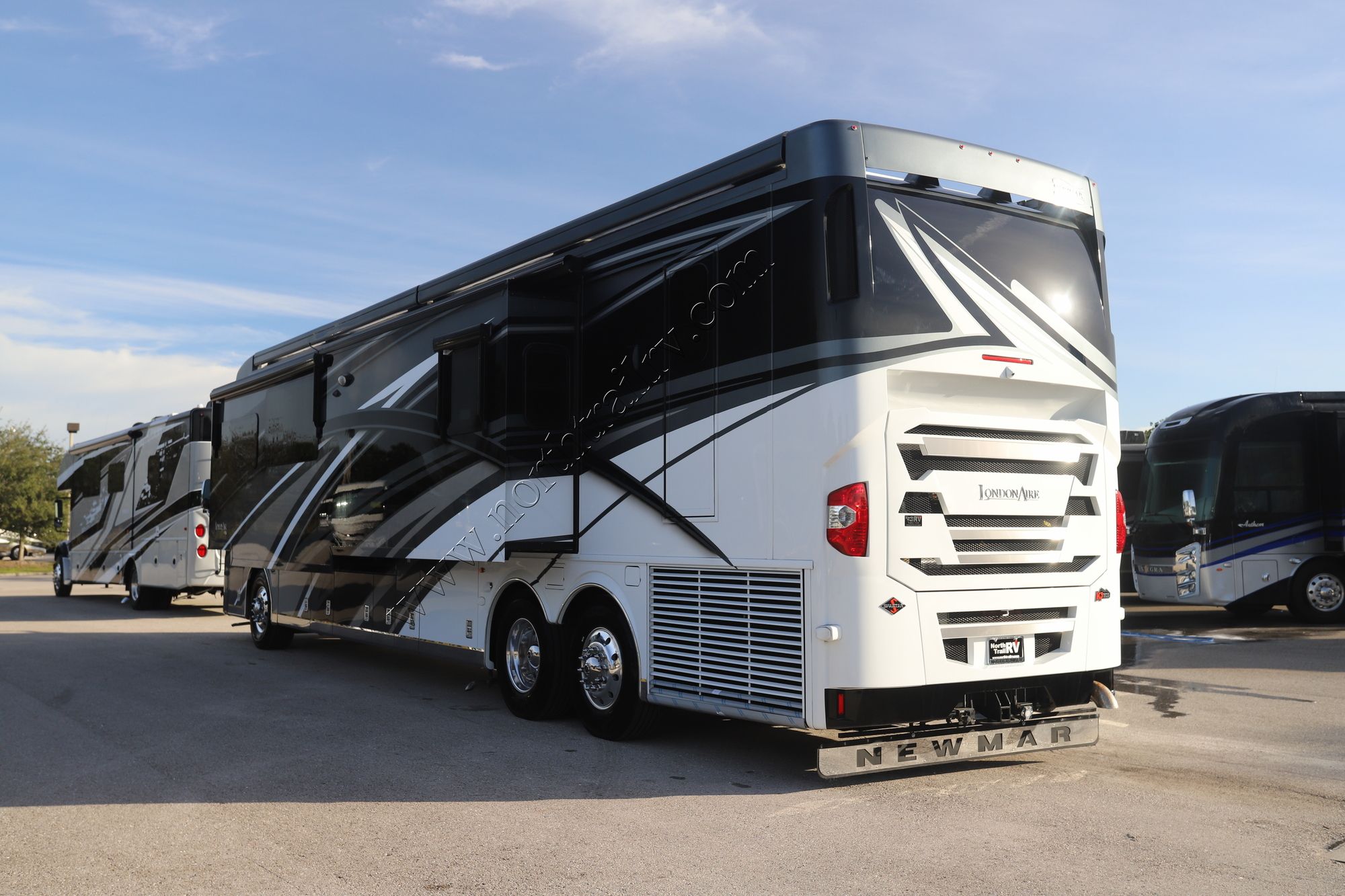 Used 2024 Newmar London Aire 4569 Class A  For Sale