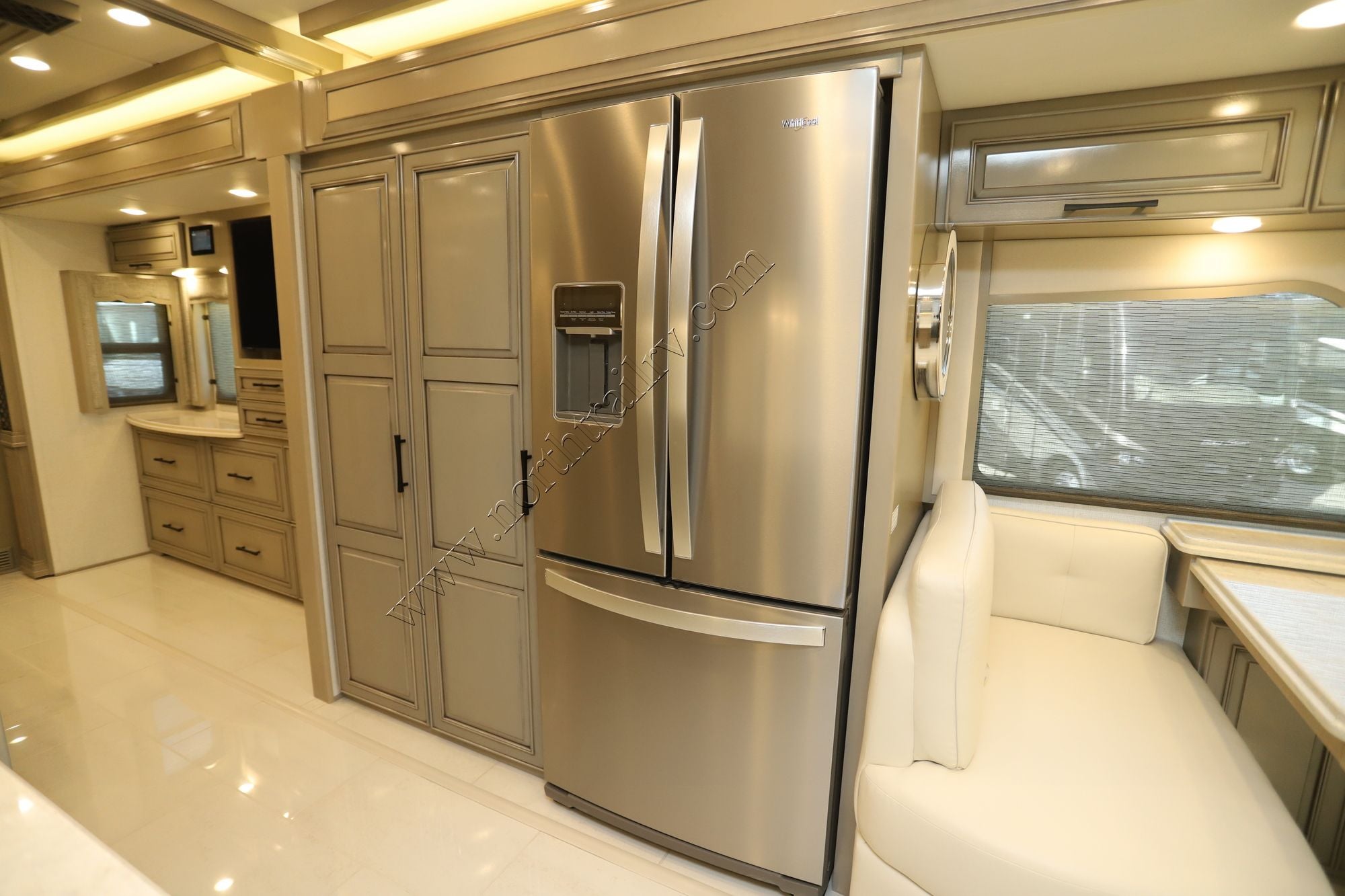 Used 2024 Newmar London Aire 4569 Class A  For Sale