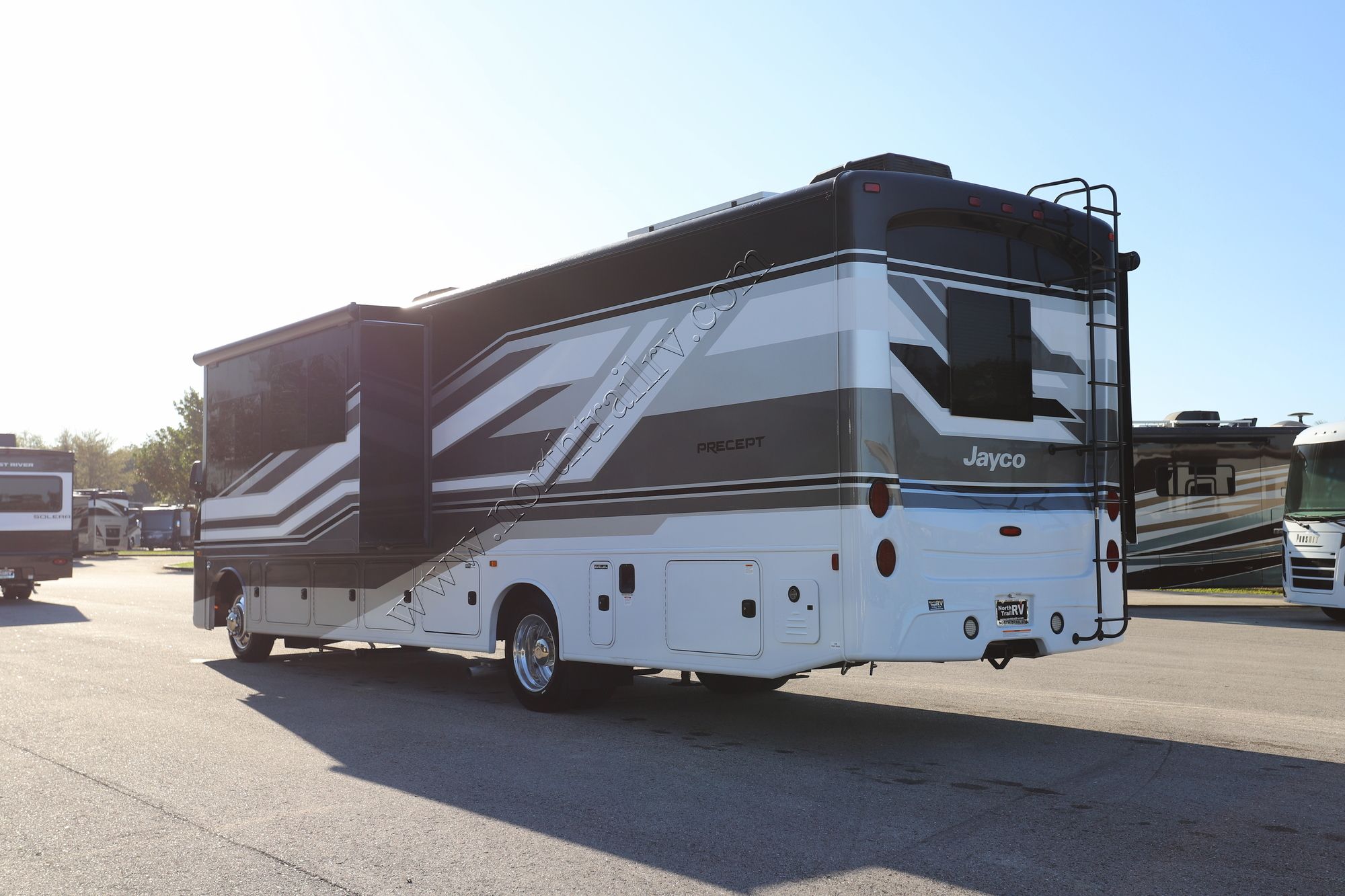 New 2026 Jayco Precept 34G Class A  For Sale