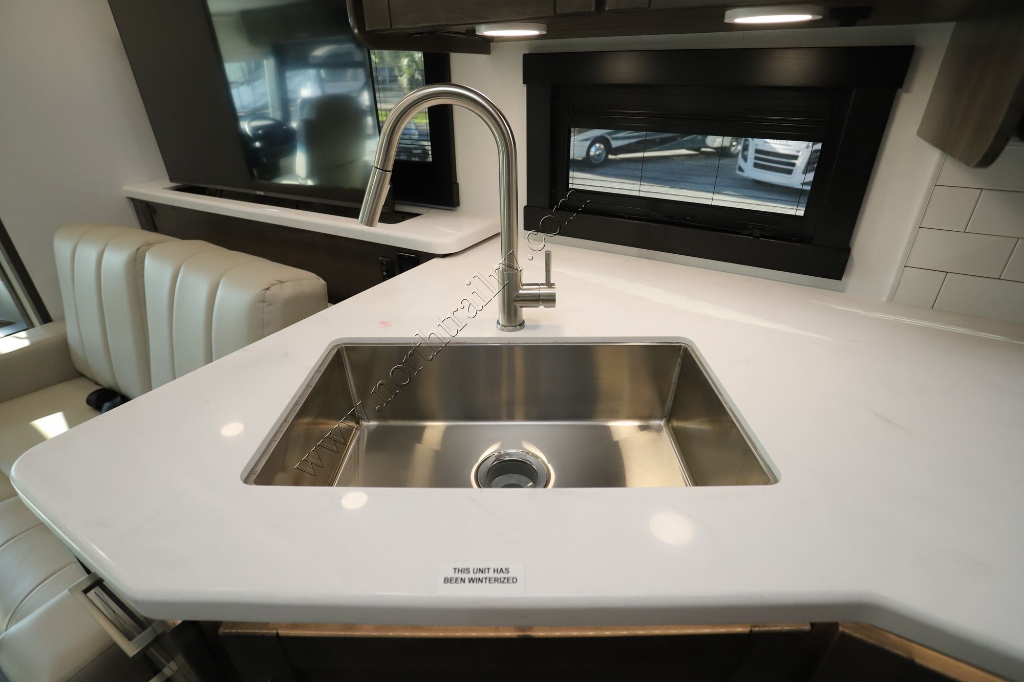 New 2026 Jayco Precept 34G Class A  For Sale