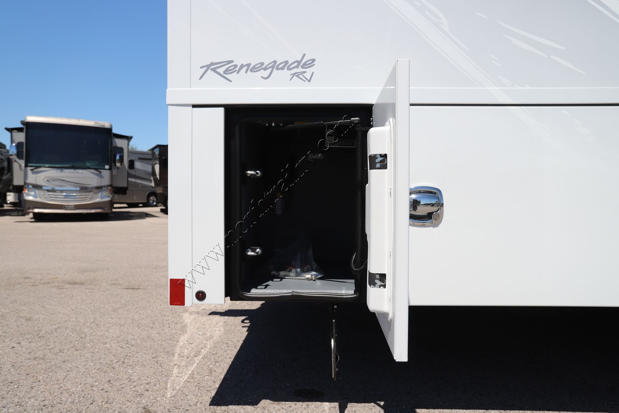 New 2026 Renegade Rv Classic 45CMR Super C  For Sale