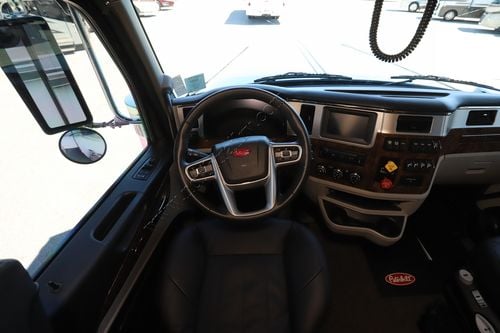 2026 Renegade Rv Classic 45CMR