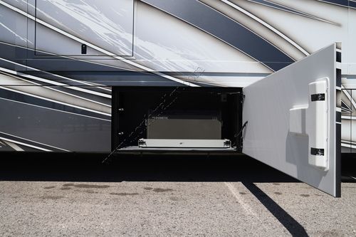 2026 Renegade Rv Classic 45CMR