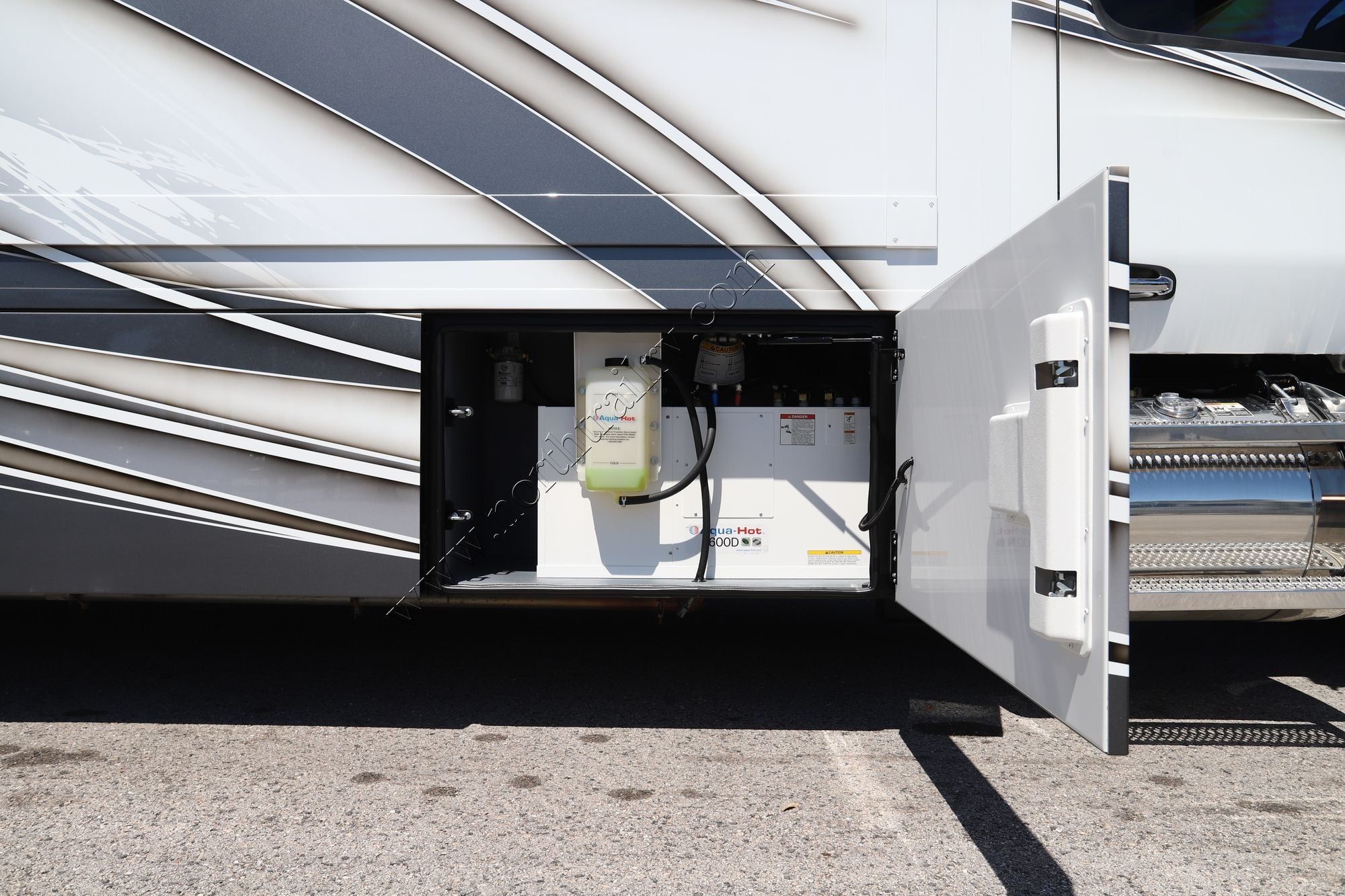 New 2026 Renegade Rv Classic 45CMR Super C  For Sale