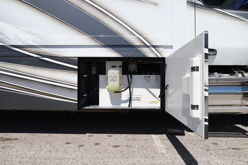 2026 Renegade Rv Classic 45CMR