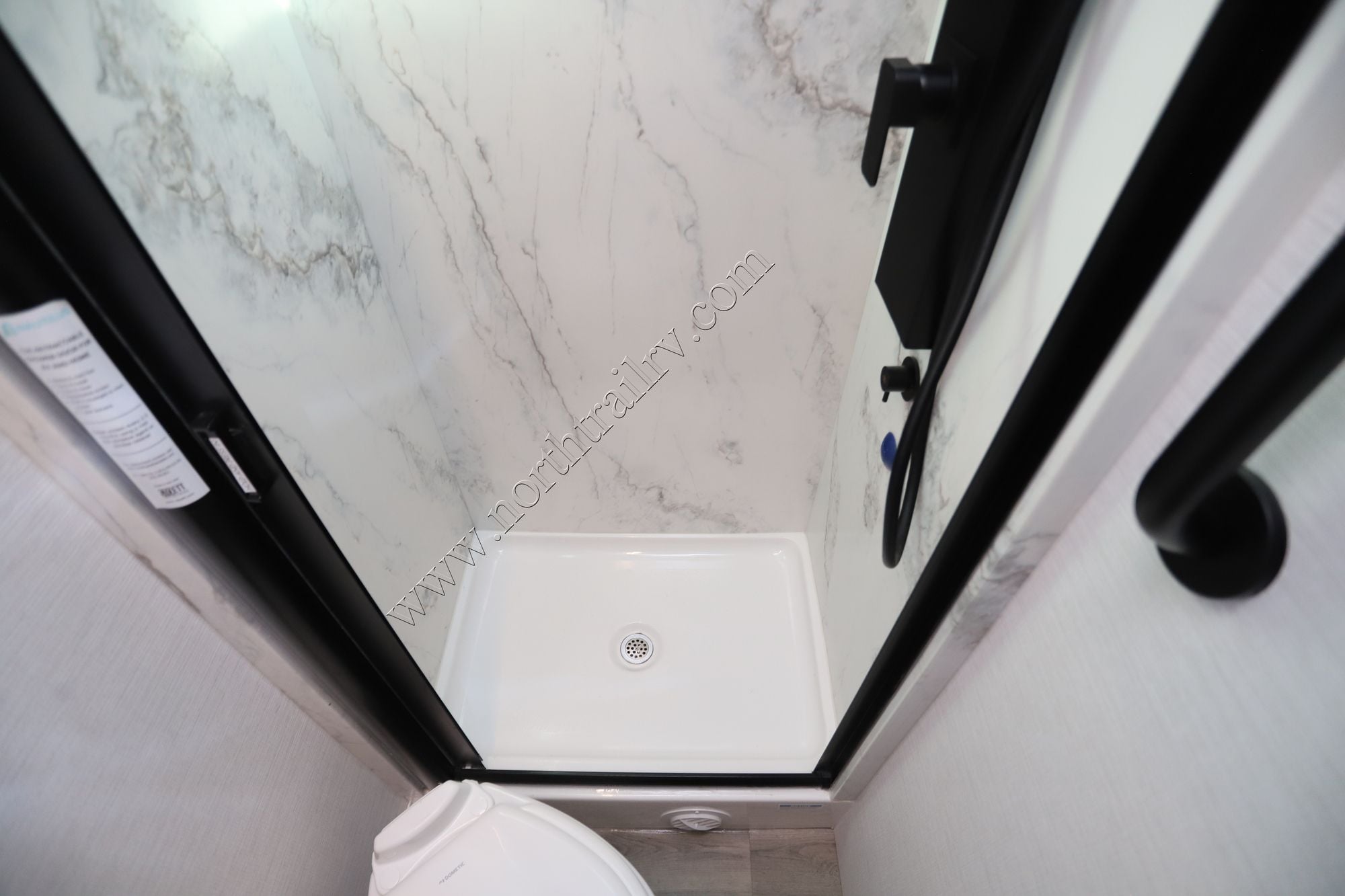 New 2026 Newmar Freedom Aire 2515 Class C  For Sale