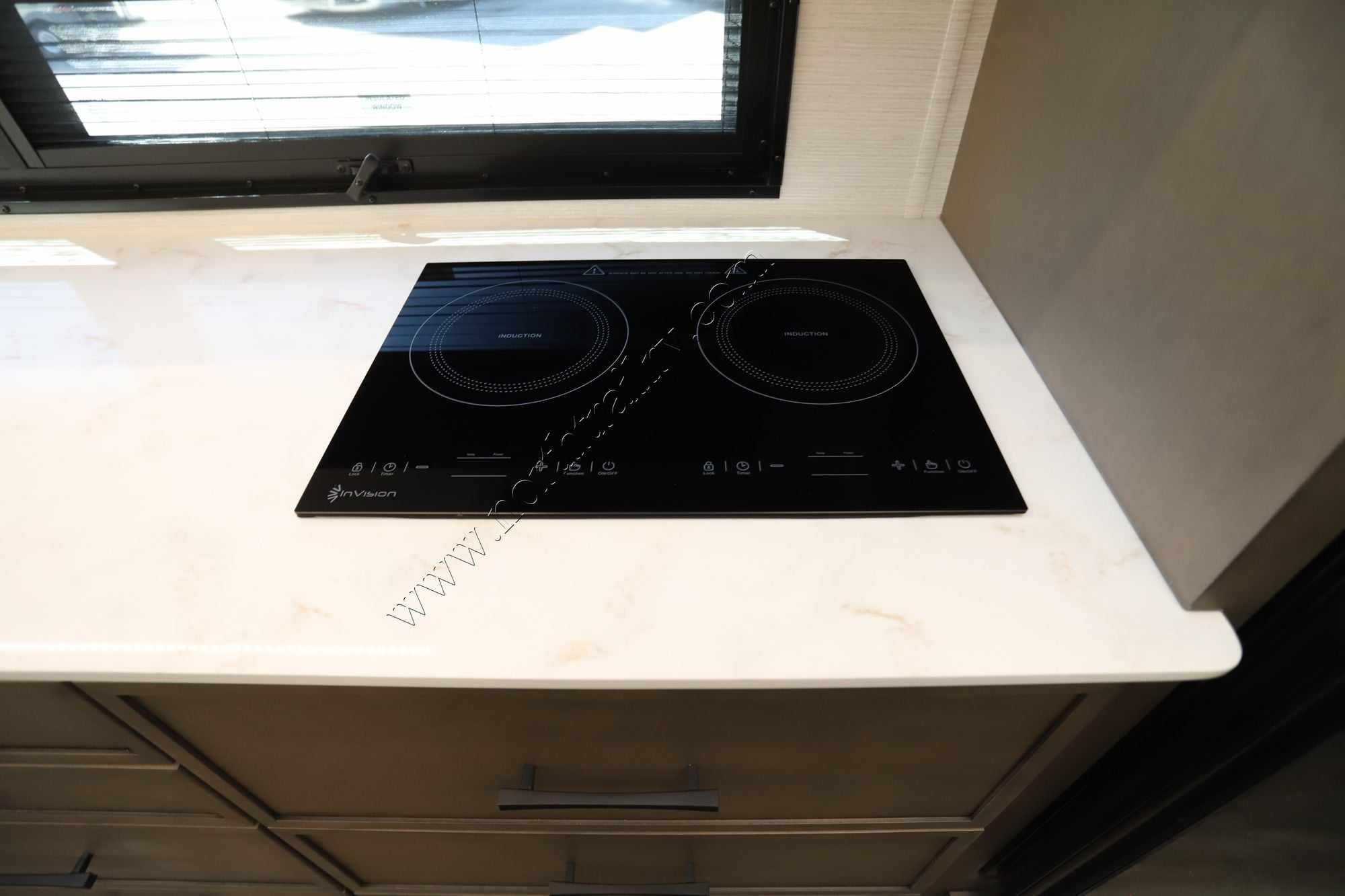 New 2026 Newmar Freedom Aire 2515 Class C  For Sale