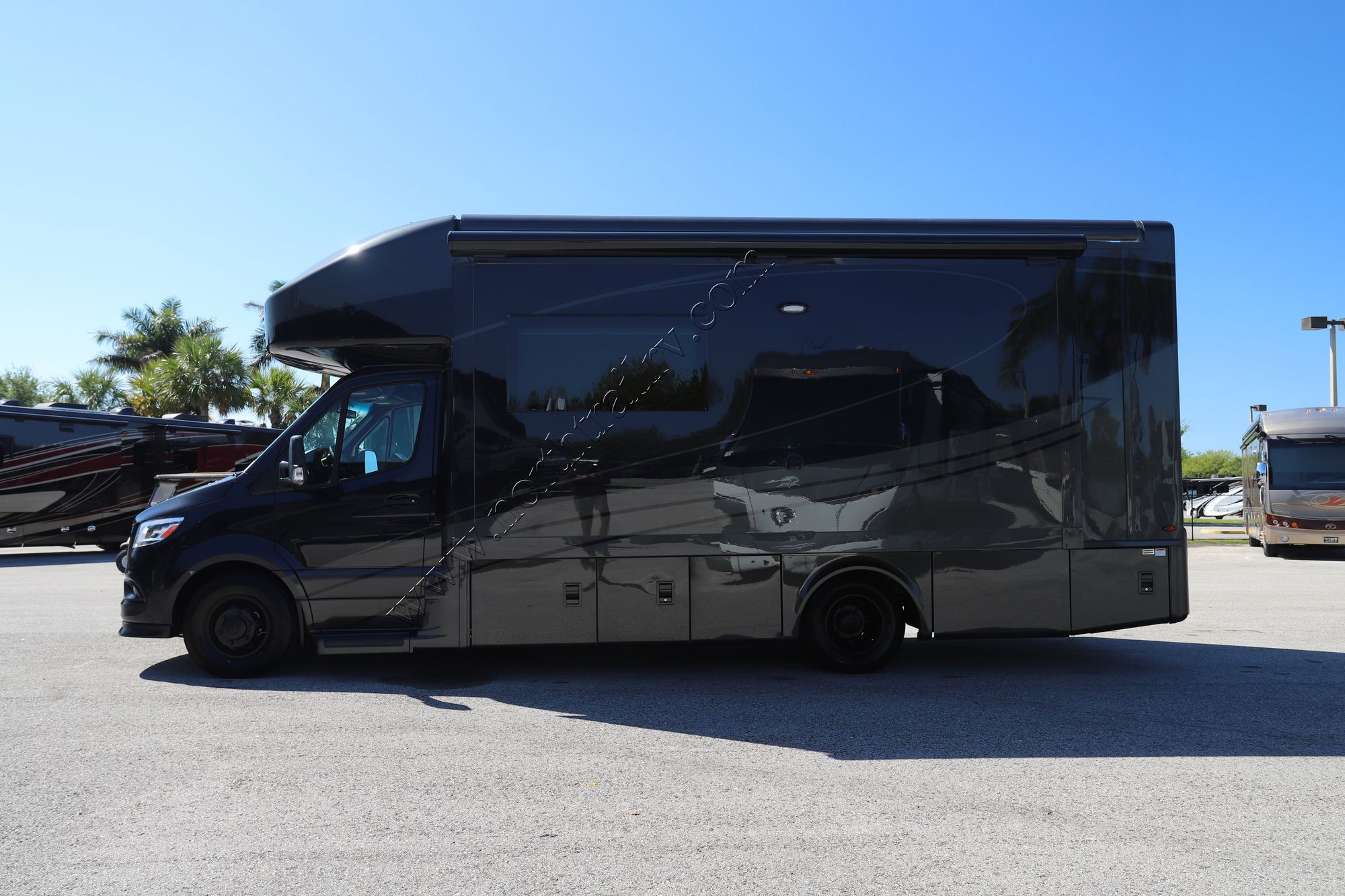 New 2026 Newmar Freedom Aire 2515 Class C  For Sale