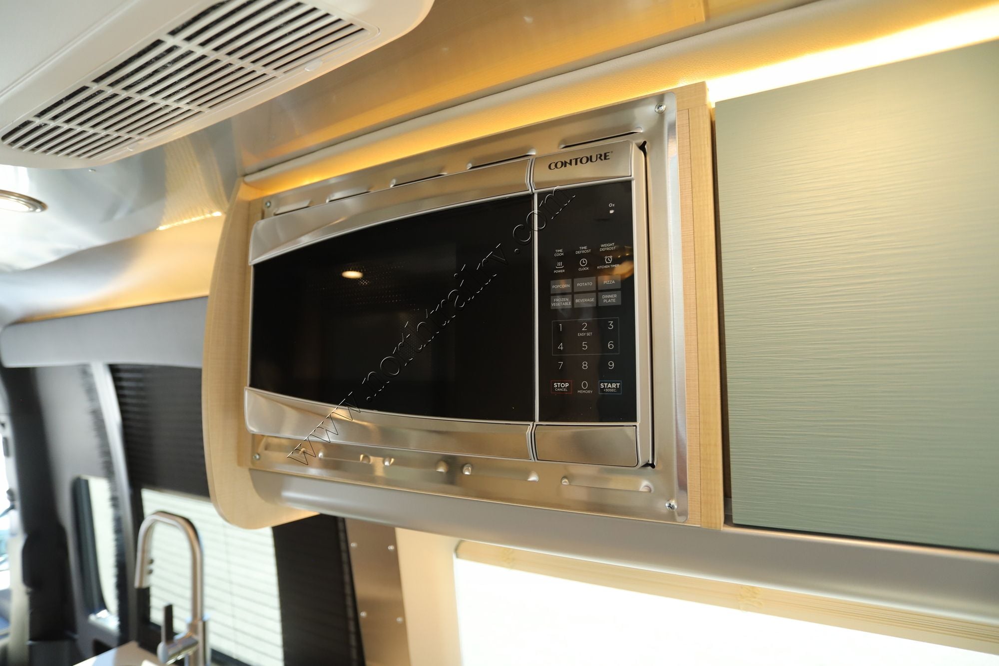 New 2026 Airstream Interstate 19 AP Tommy Bahama Class B  For Sale