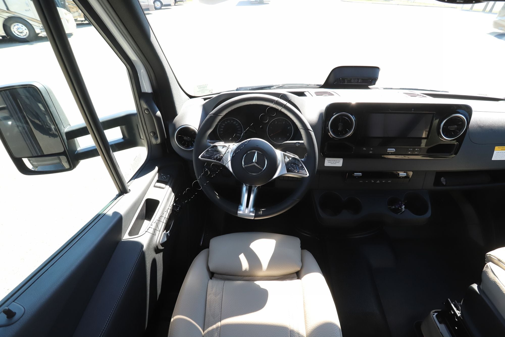 New 2026 Newmar Freedom Aire 2515 Class C  For Sale