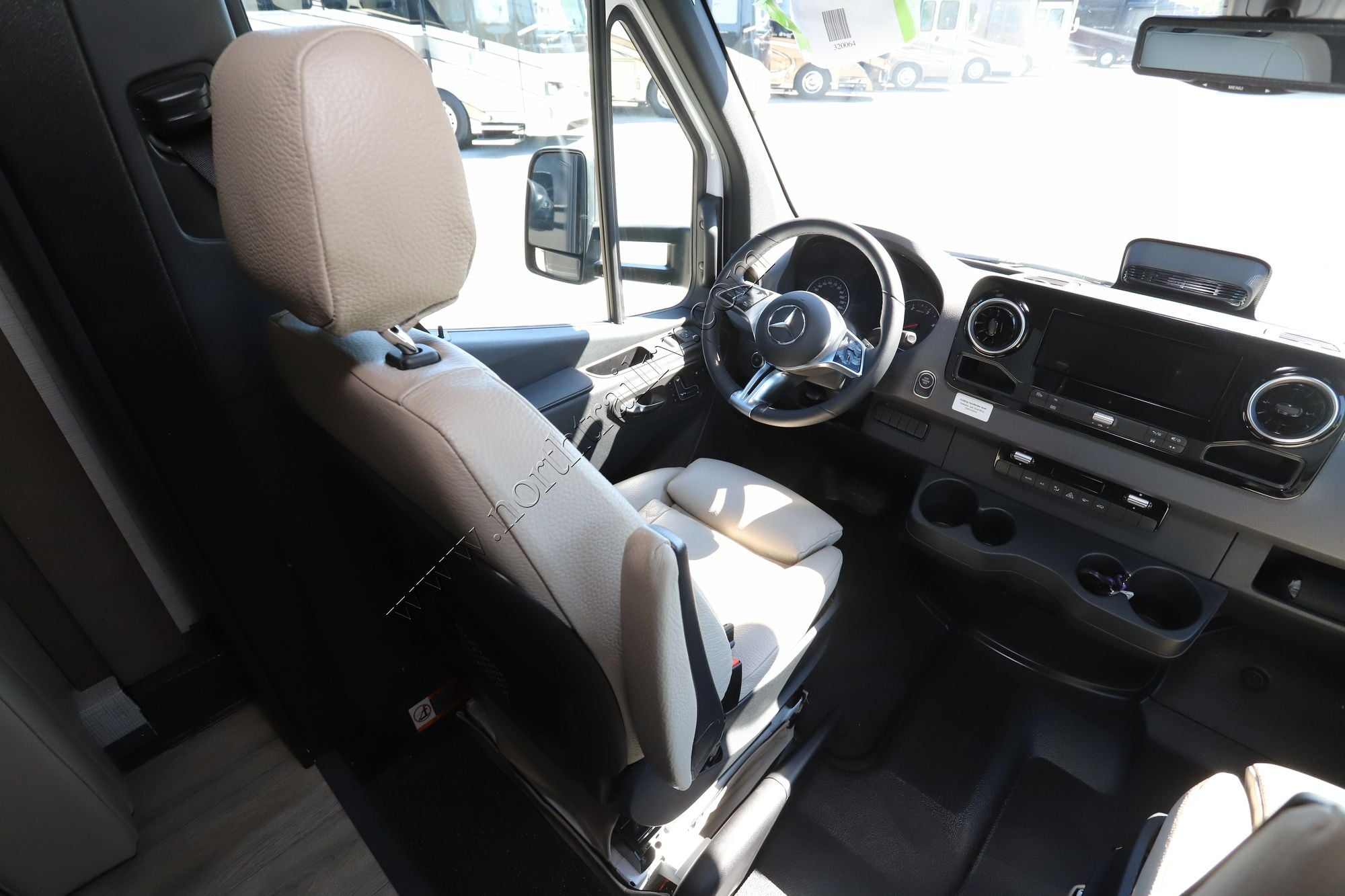 New 2026 Newmar Freedom Aire 2515 Class C  For Sale