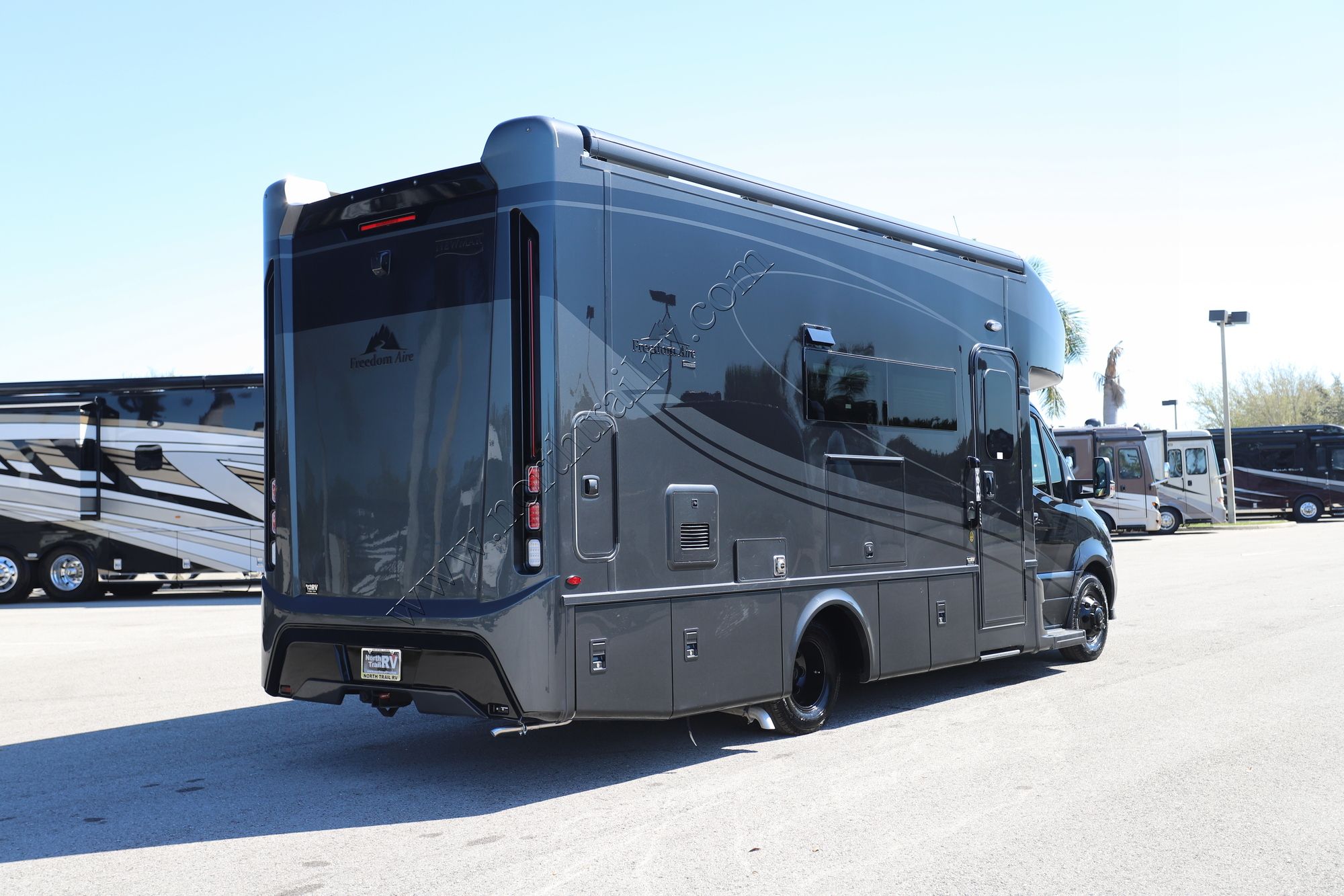 New 2026 Newmar Freedom Aire 2515 Class C  For Sale