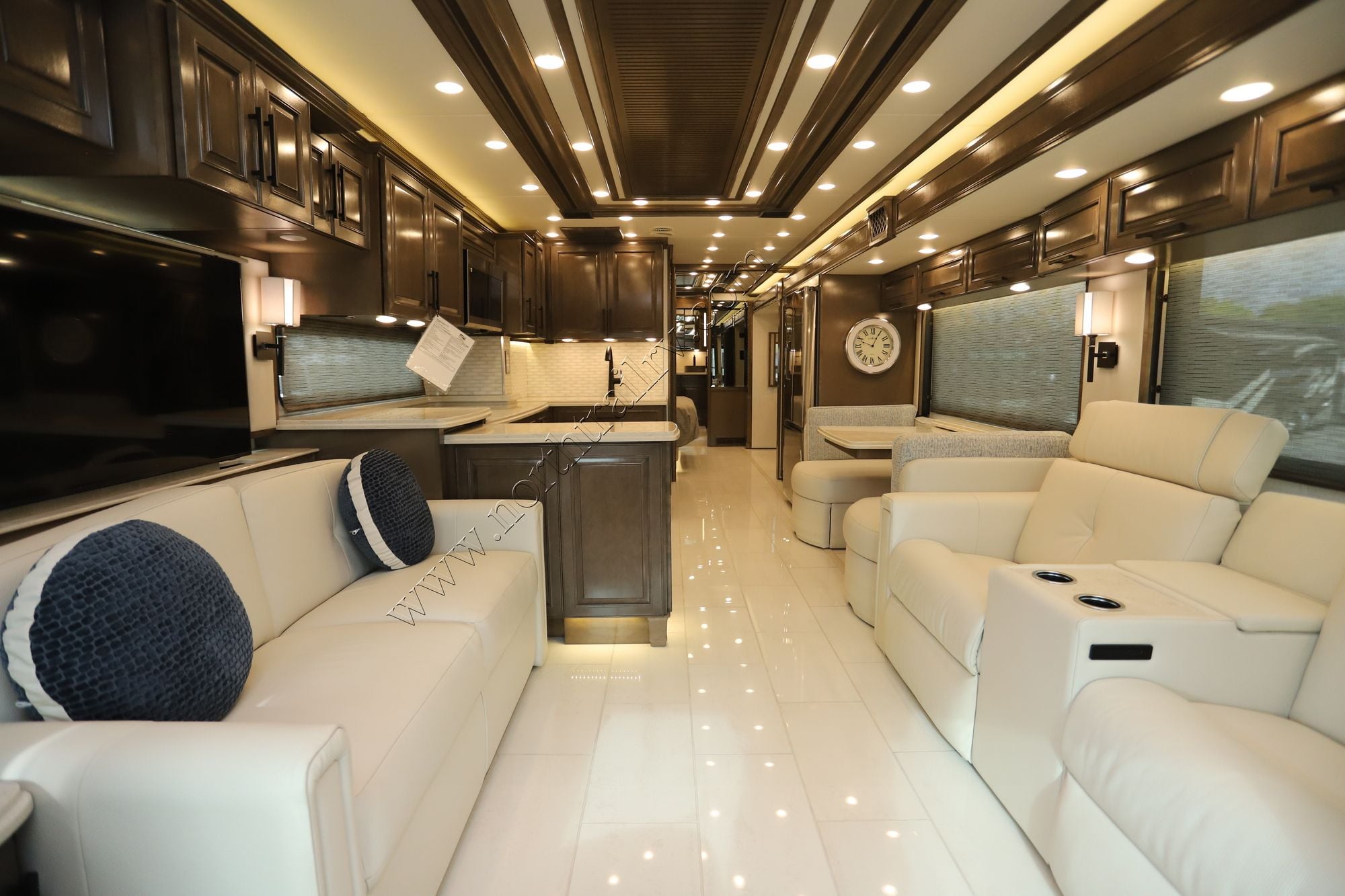 New 2027 Newmar London Aire 4569 Class A  For Sale