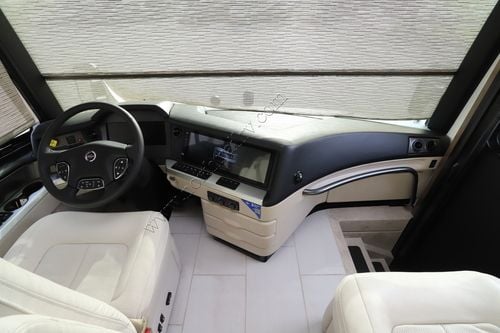 2027 Newmar London Aire 4569 Class A