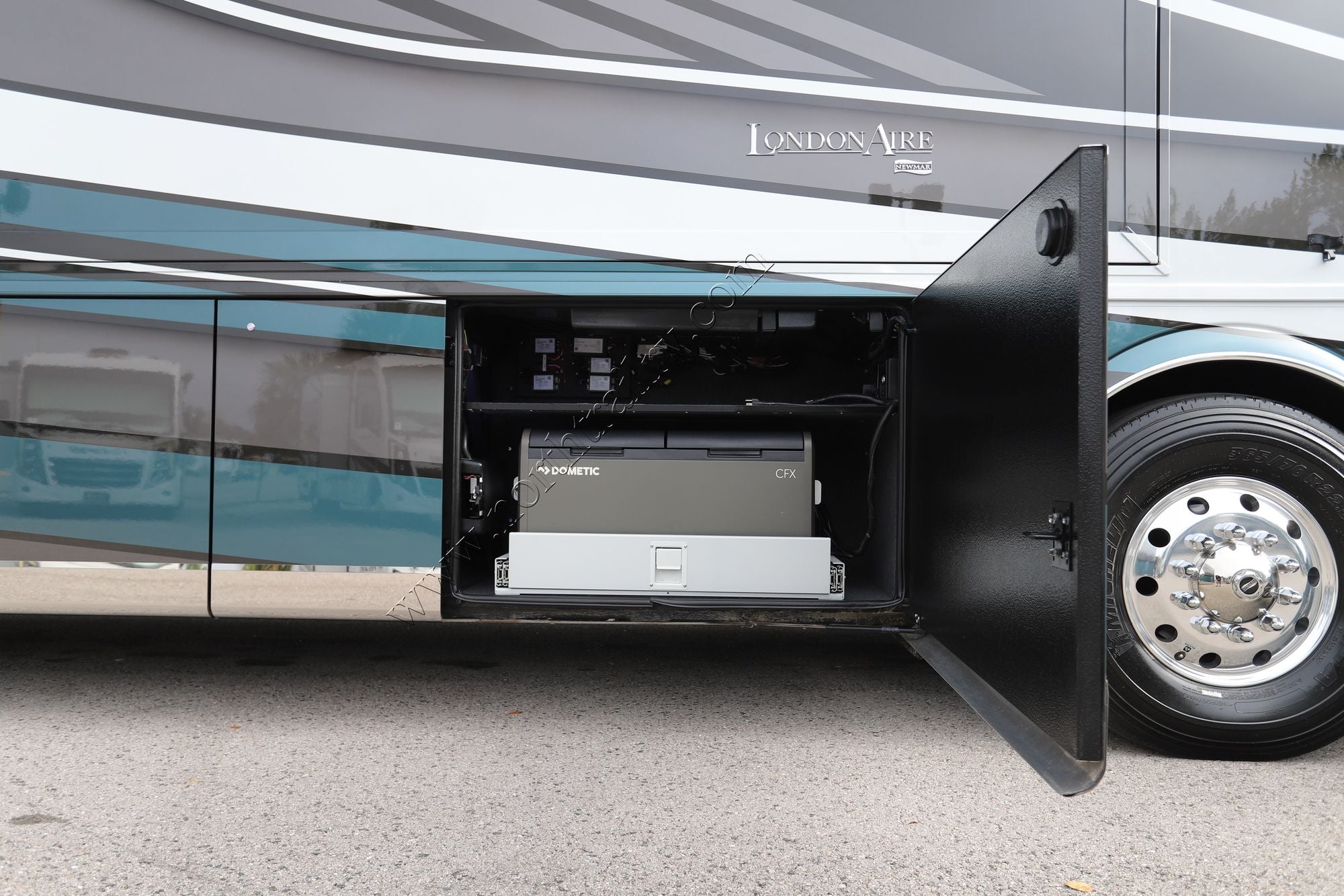 New 2027 Newmar London Aire 4569 Class A  For Sale