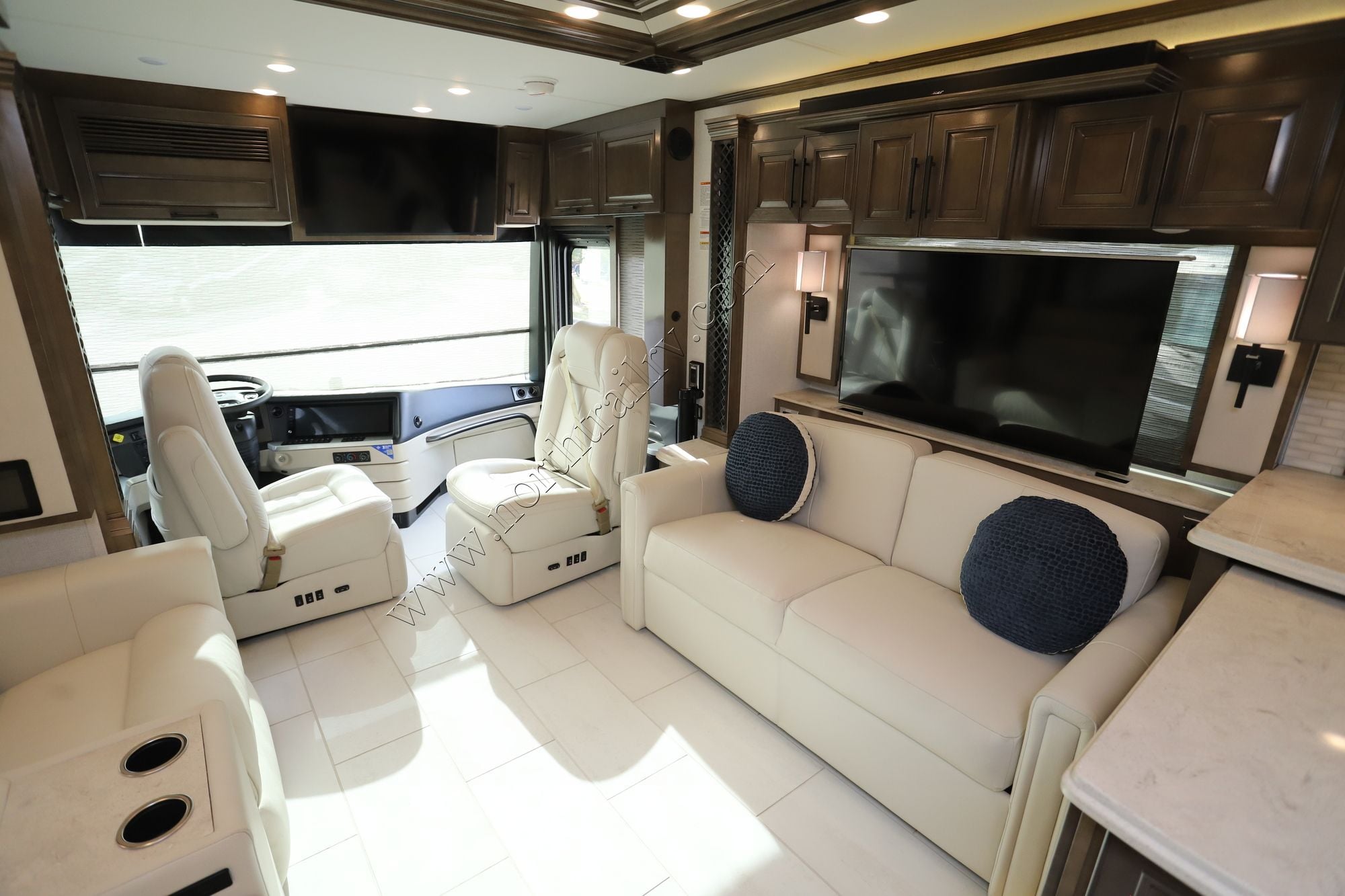 New 2027 Newmar London Aire 4569 Class A  For Sale