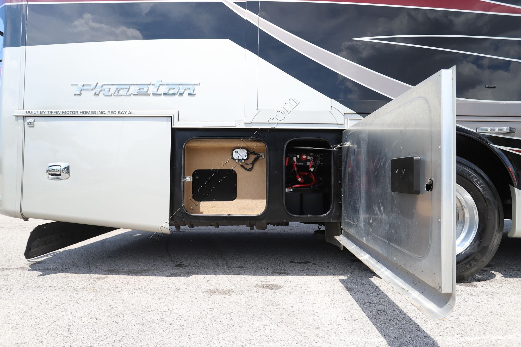 Used 2019 Tiffin Motor Homes Phaeton 37BH Class A  For Sale