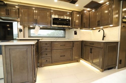 2027 Newmar London Aire 4569 Class A