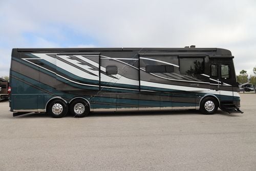 2027 Newmar London Aire 4569 Class A