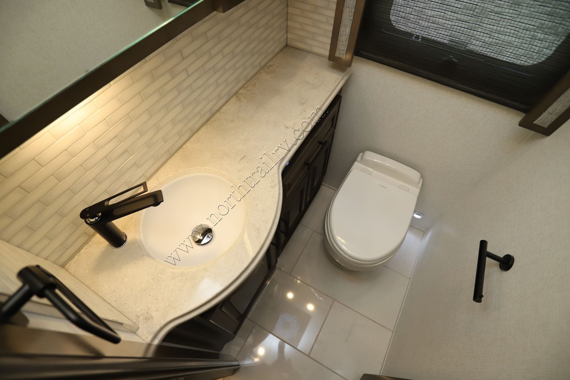 New 2027 Newmar London Aire 4569 Class A  For Sale