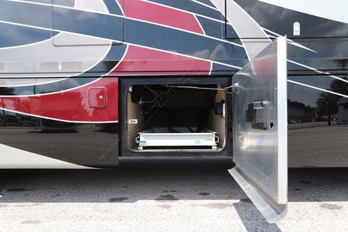 2019 Tiffin Motor Homes Phaeton 37BH