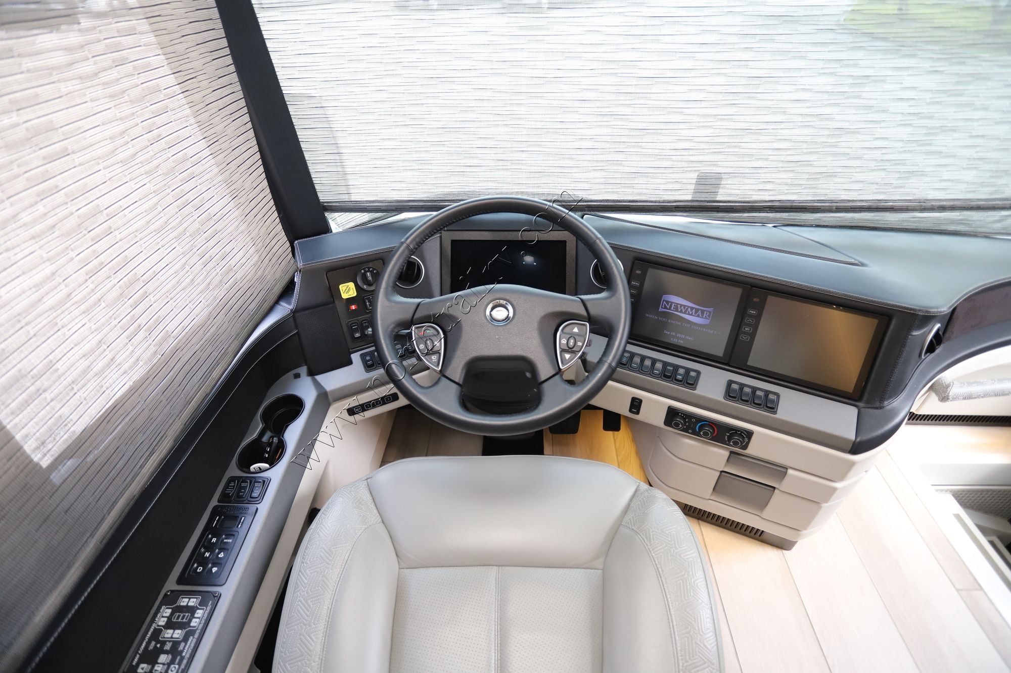 Used 2022 Newmar King Aire 4531 Class A  For Sale