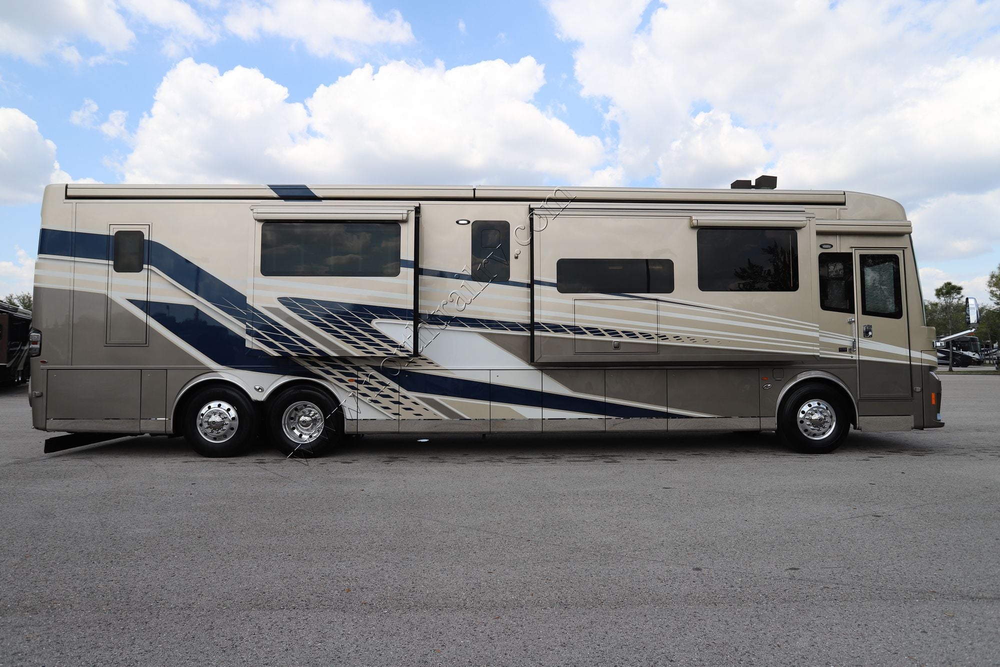 Used 2022 Newmar King Aire 4531 Class A  For Sale