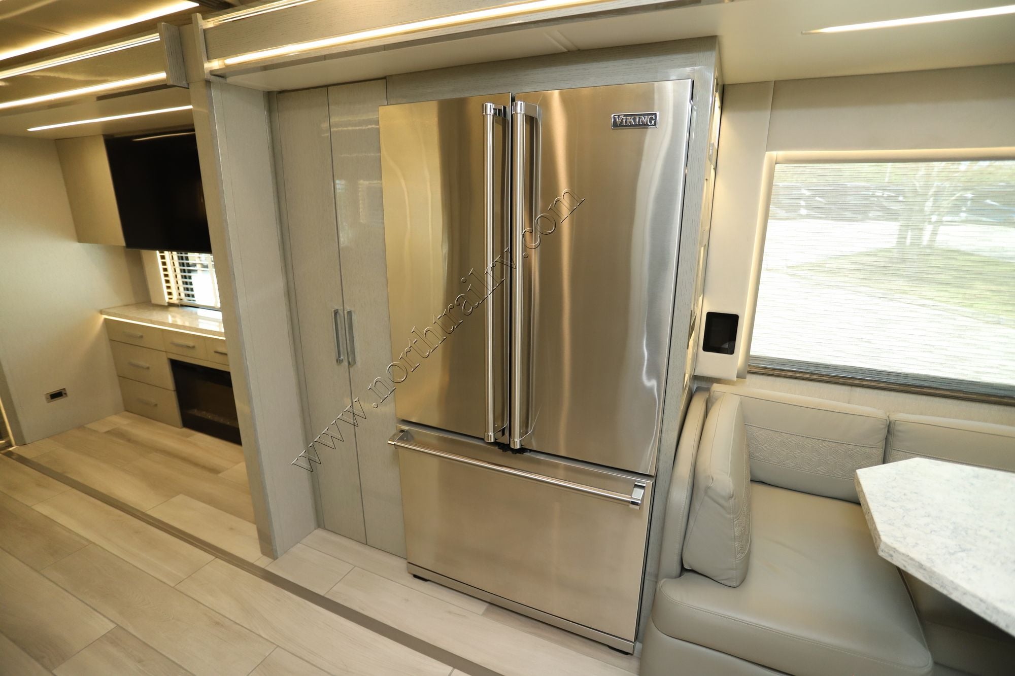 Used 2022 Newmar King Aire 4531 Class A  For Sale