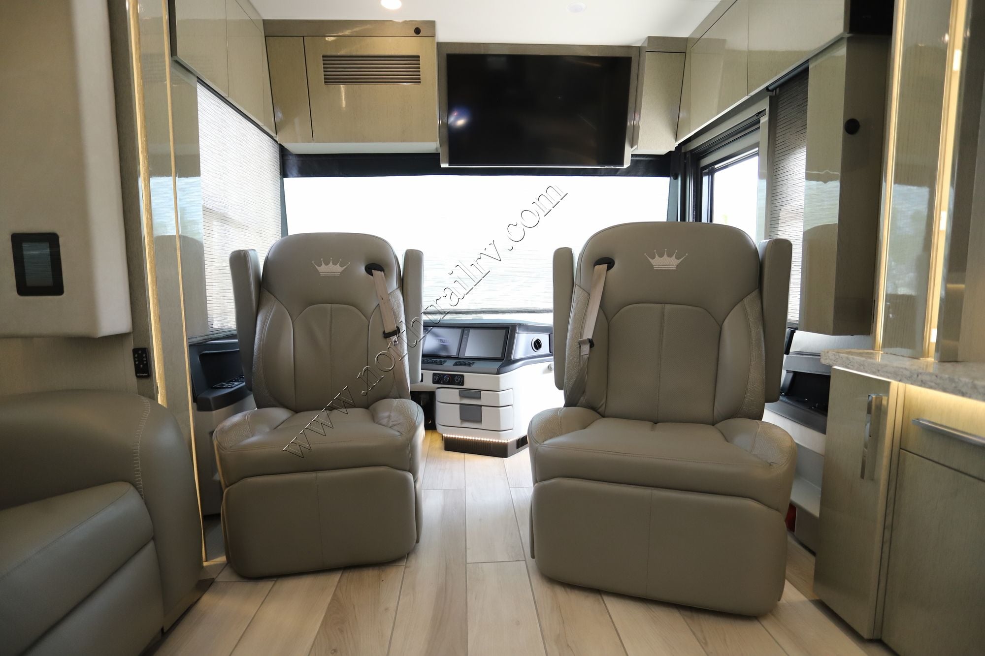 Used 2022 Newmar King Aire 4531 Class A  For Sale